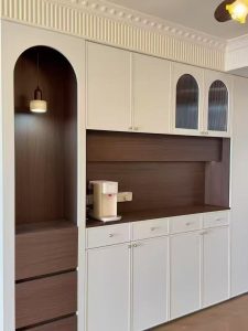 香港公屋极小户型全屋定制攻略，薄墙悬空柜承重防脱落落地技巧