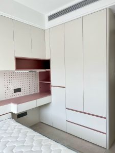 大亚湾全屋定制选购要点，临窗柜体抗老化与遮光配套结构方案